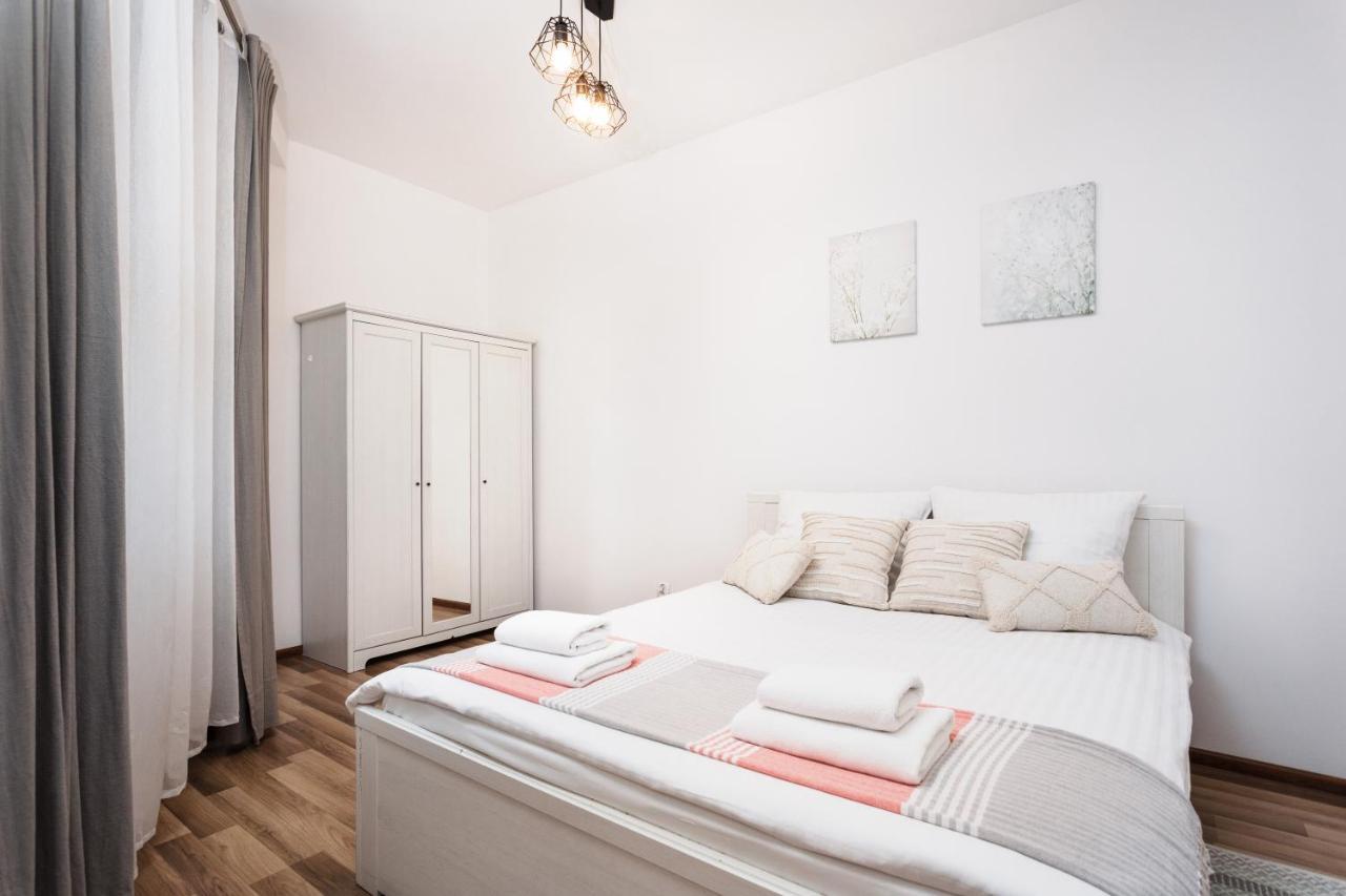 City Of The Kings-Camomile Apartment Krakow Ngoại thất bức ảnh